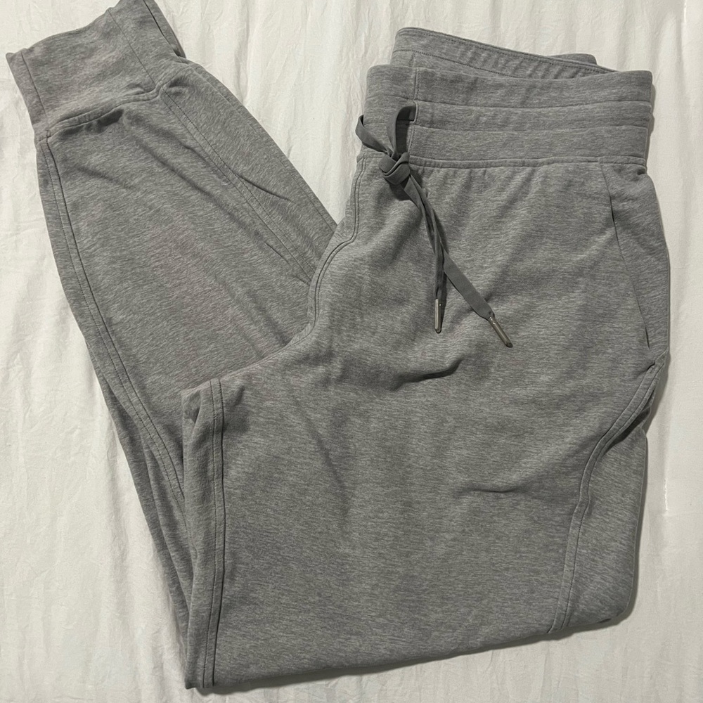 Lululemon joggers, Size 8, super soft